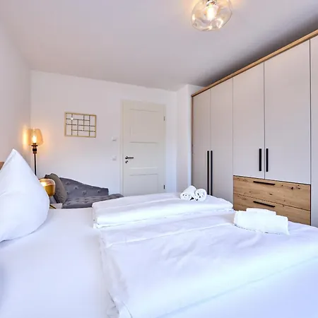 Alpen-luxus Fuer 8 - Sauna, Terrasse & Bergblick