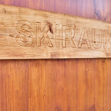 Apartment Alpen-Luxus Fuer 8 - Sauna, Terrasse & Bergblick